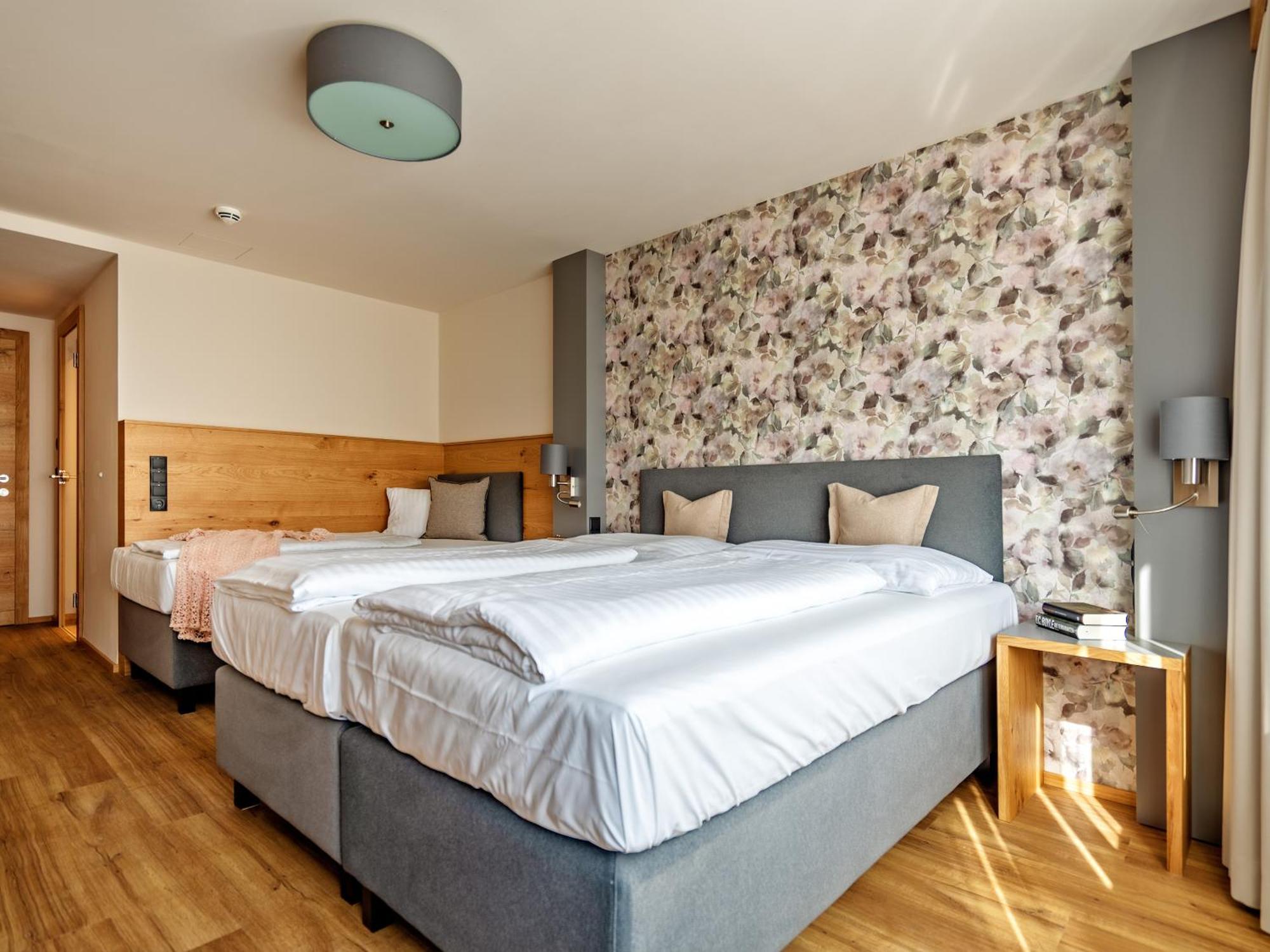 Stadthotel Eggerbraeu Imst Ngoại thất bức ảnh