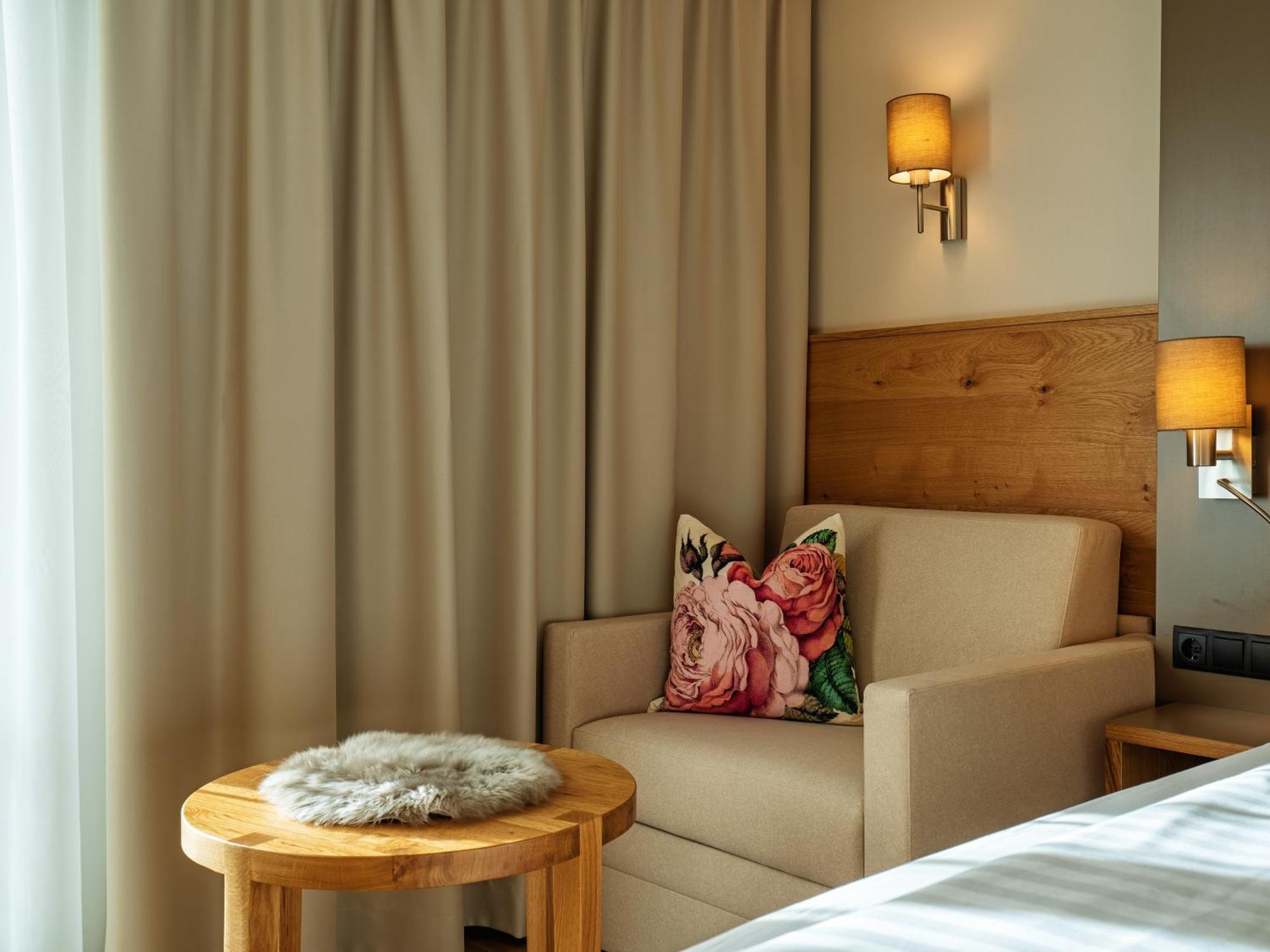 Stadthotel Eggerbraeu Imst Ngoại thất bức ảnh